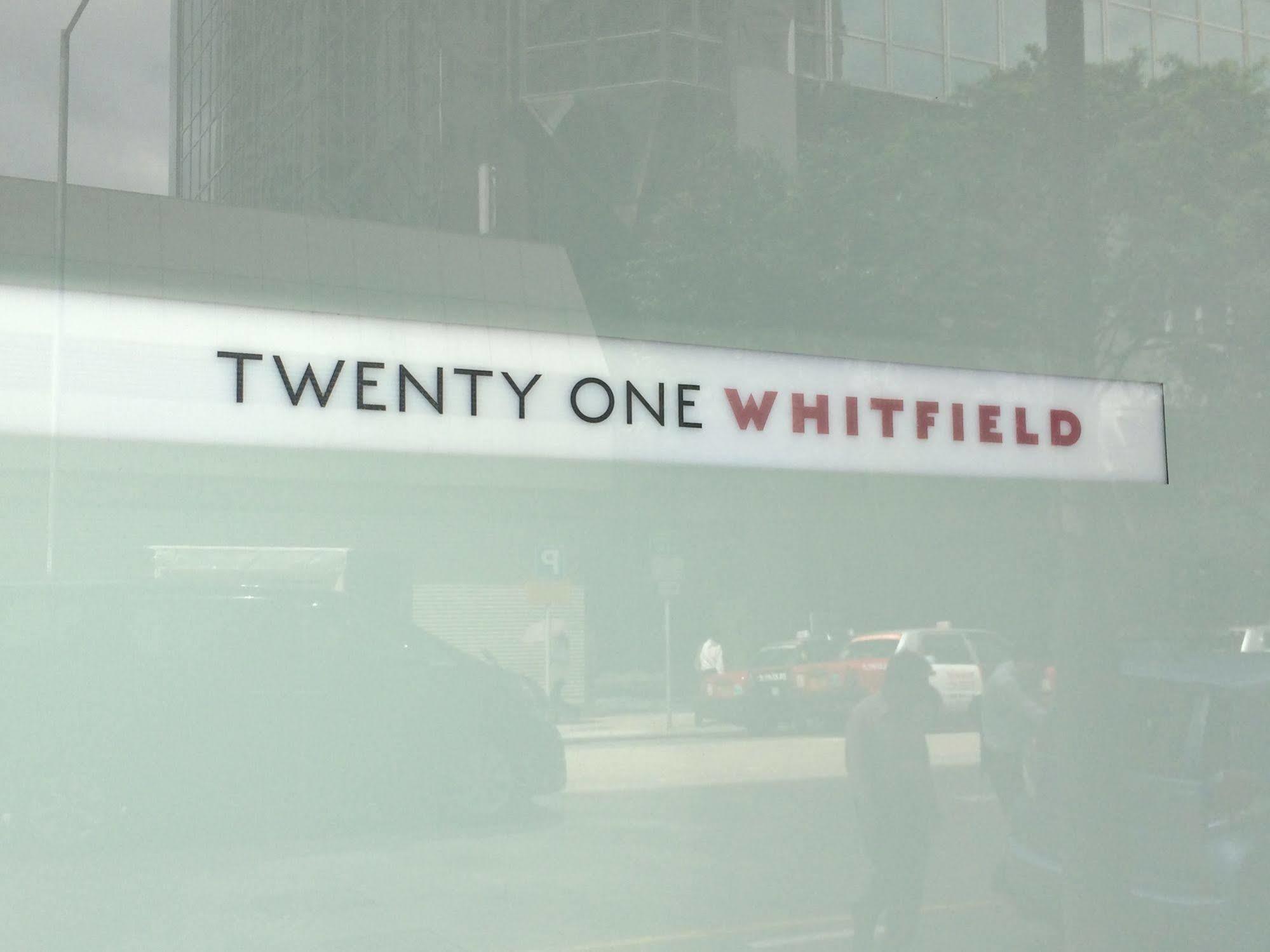 Twenty One Whitfield Aparthotel Hong Kong Exterior foto
